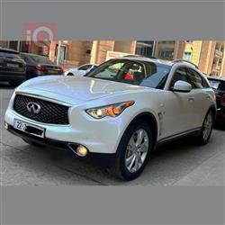 Infiniti QX70